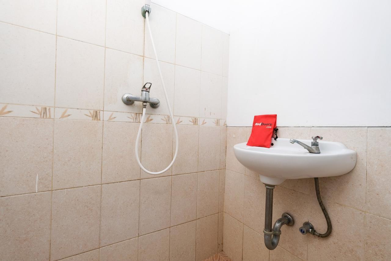 Reddoorz Plus Near Simpang Lima 세마랑 외부 사진