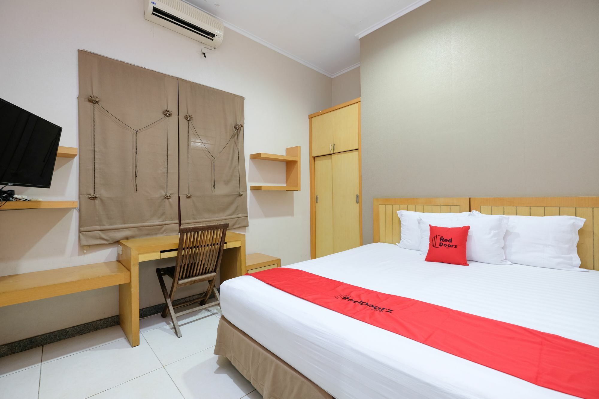 Reddoorz Plus Near Simpang Lima 세마랑 외부 사진